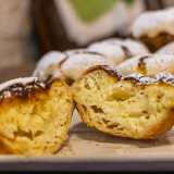 Rimase per� comune a tutte l�esterno di pasta frolla realizzato mescolando farina, olio extravergine di oliva, uova e zucchero
